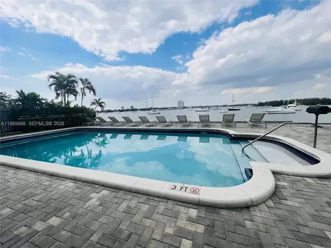 7928 West Drive North Bay Village FL 33141