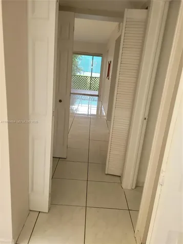 14389 Kendale Lakes Circle Miami FL 33183