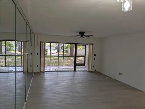 601 Ives Dairy Road Miami FL 33179