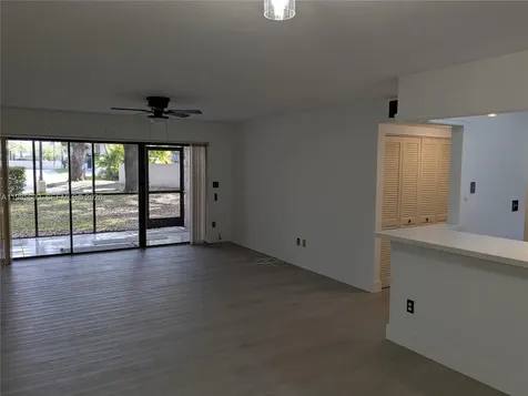 601 Ives Dairy Road Miami FL 33179