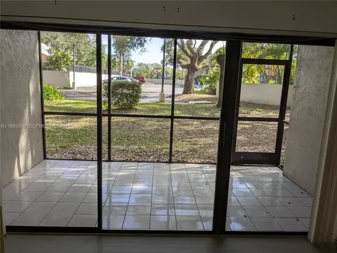 601 Ives Dairy Road Miami FL 33179