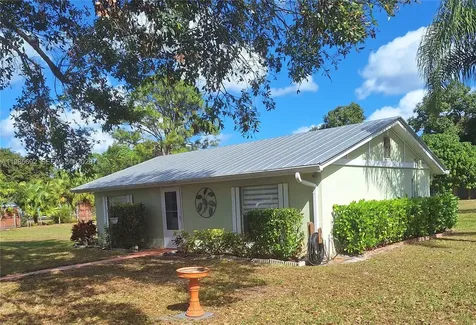 5525 SE Ault Avenue Stuart FL 34997