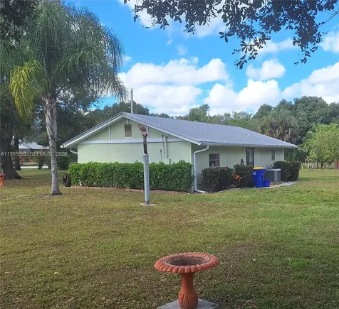 5525 SE Ault Avenue Stuart FL 34997