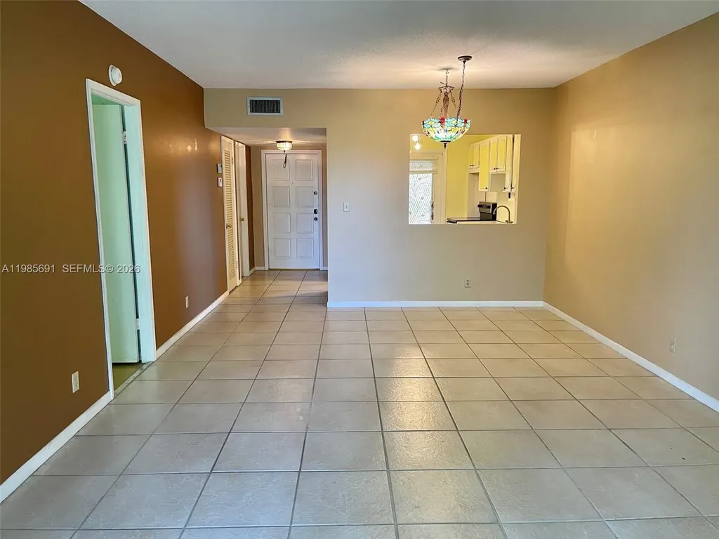 1000 Hillcrest Court Hollywood FL 33021