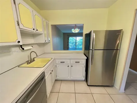 1000 Hillcrest Court Hollywood FL 33021