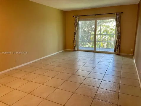 1000 Hillcrest Court Hollywood FL 33021