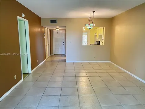 1000 Hillcrest Court Hollywood FL 33021