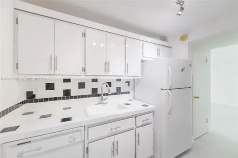 1865 N 79th Street Causeway North Bay Village FL 33141