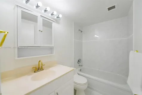 1865 N 79th Street Causeway North Bay Village FL 33141