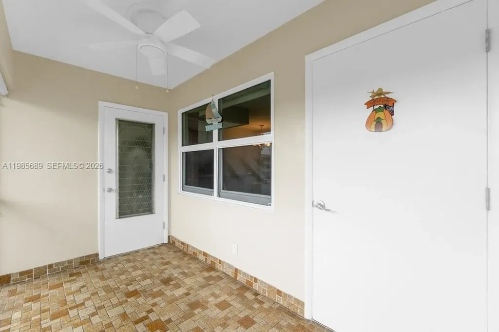 5300 Washington Street Hollywood FL 33021