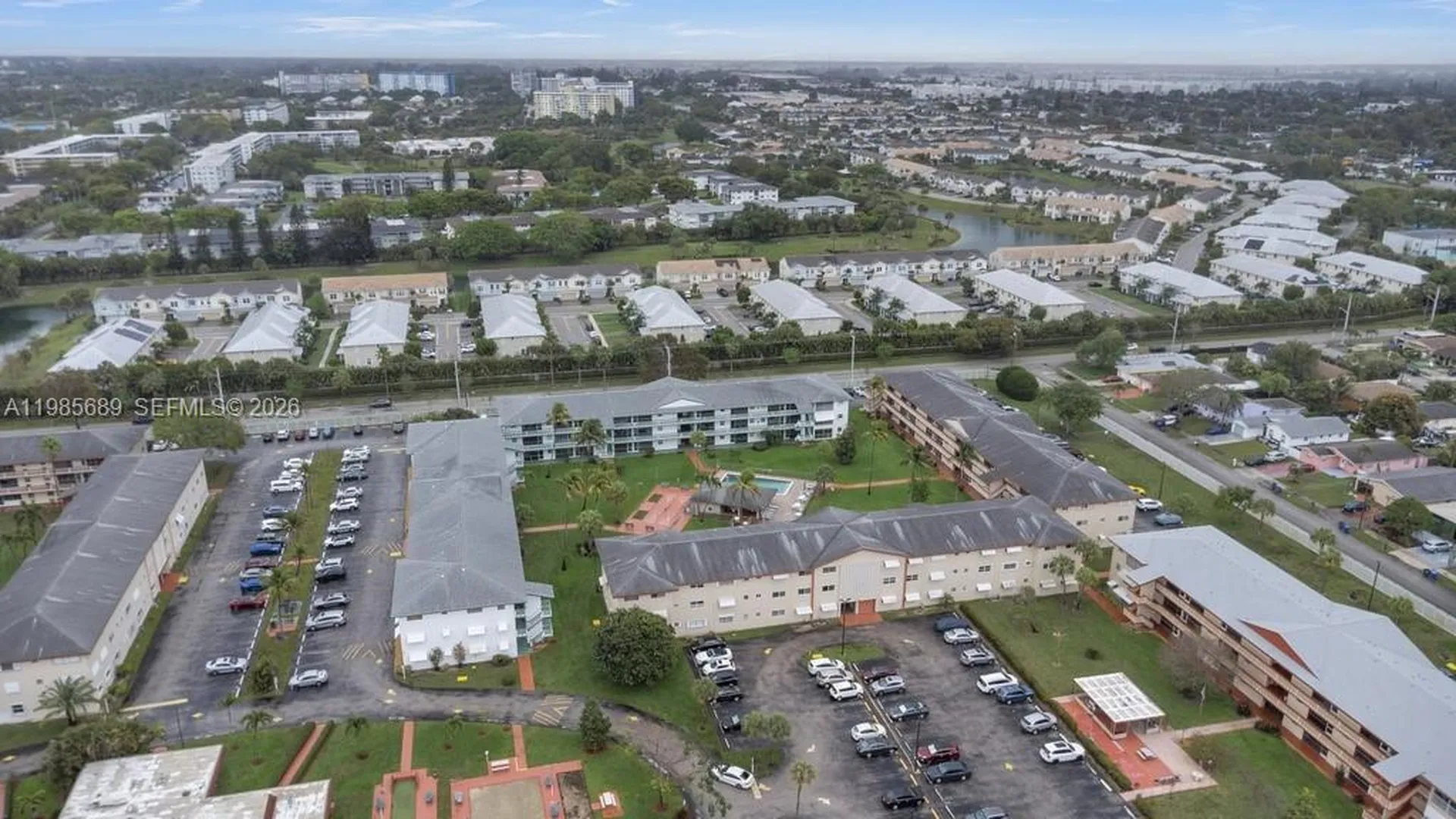 5300 Washington Street Hollywood FL 33021