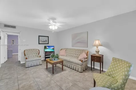 5300 Washington Street Hollywood FL 33021