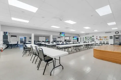 5300 Washington Street Hollywood FL 33021