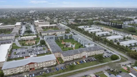 5300 Washington Street Hollywood FL 33021