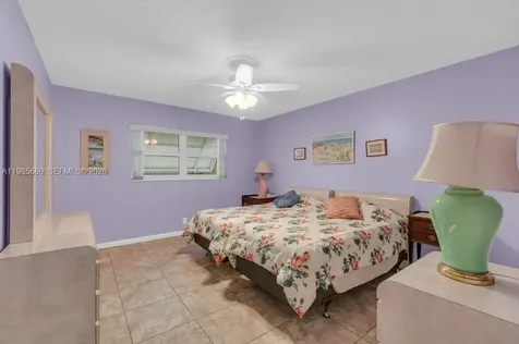5300 Washington Street Hollywood FL 33021