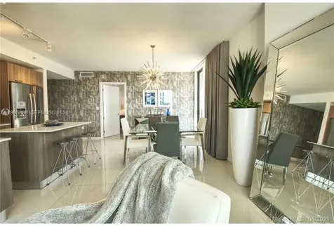 5300 Paseo Boulevard Unit 401 Doral FL 33166