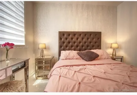 5300 Paseo Boulevard Unit 401 Doral FL 33166