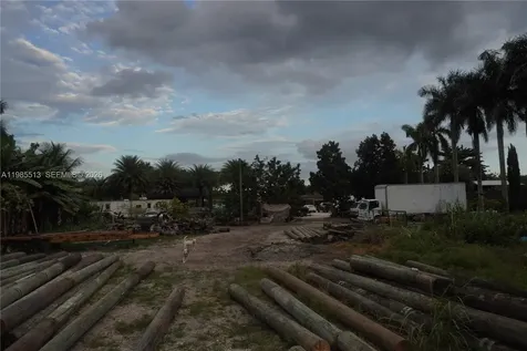 15375 SW 209 Avenue Miami FL 33187