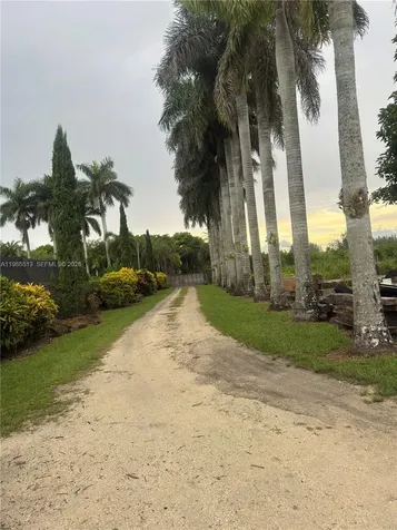 15375 SW 209 Avenue Miami FL 33187