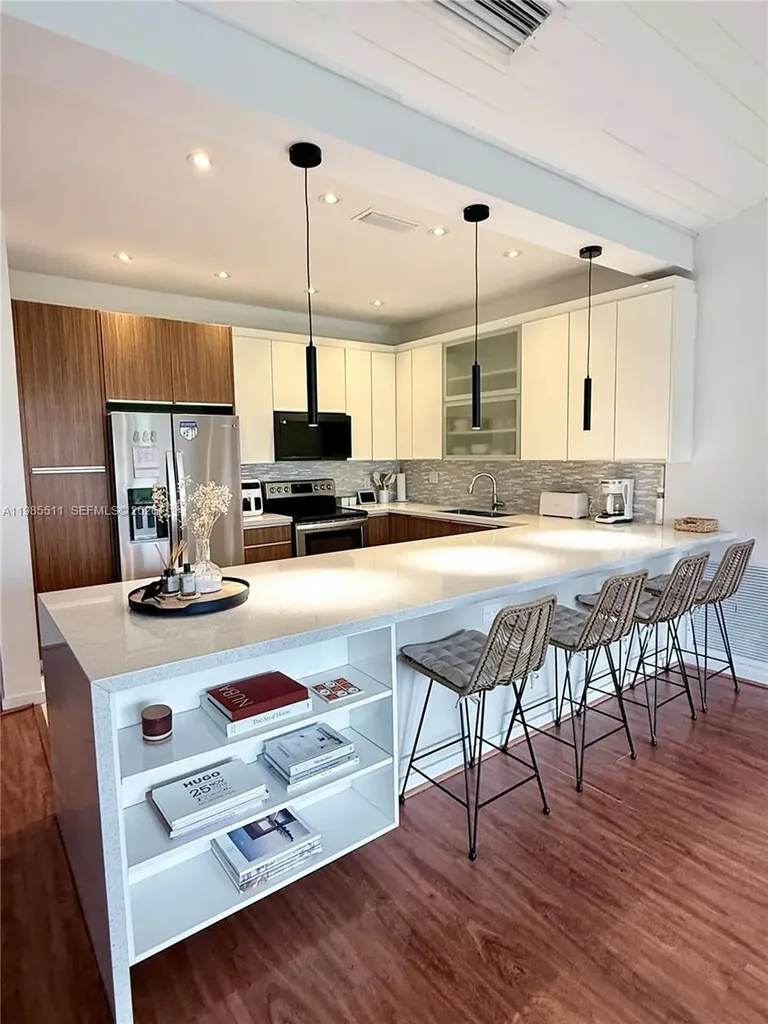 101 Ocean Lane Drive Key Biscayne FL 33149