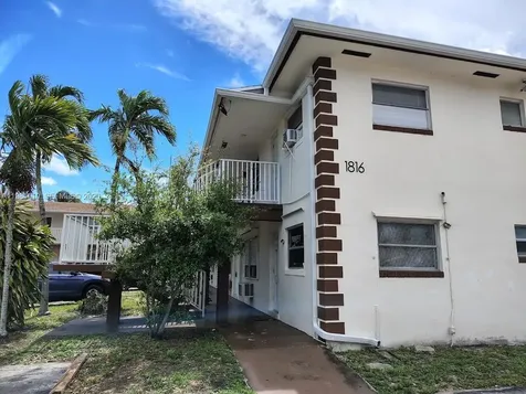 1816 Mckinley Street Hollywood FL 33020