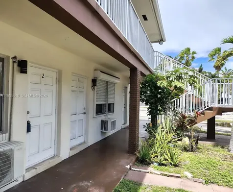 1816 Mckinley Street Hollywood FL 33020