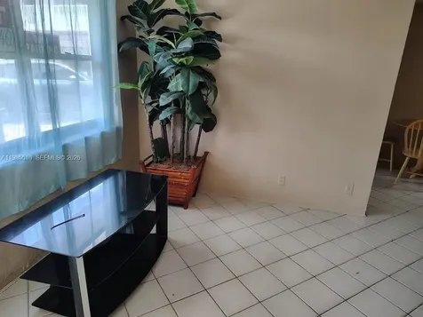 1816 Mckinley Street Hollywood FL 33020