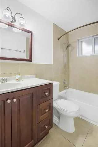 6450 Mckinley Street Hollywood FL 33024