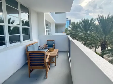 100 Lincoln Road Miami Beach FL 33139