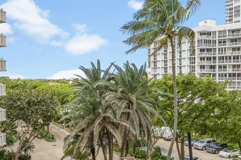 1111 Crandon Boulevard Key Biscayne FL 33149