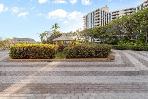 1111 Crandon Boulevard Key Biscayne FL 33149