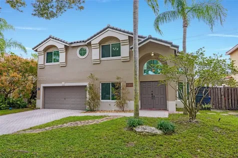 2590 N Rampart Way N Cooper City FL 33026