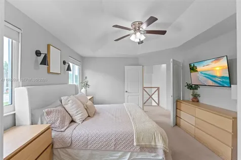 2590 N Rampart Way N Cooper City FL 33026