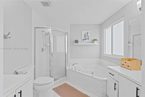 2590 N Rampart Way N Cooper City FL 33026