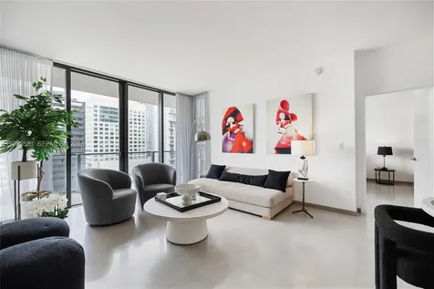 88 SW 7th Street Miami FL 33130