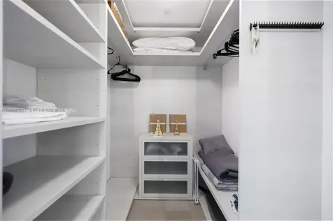 88 SW 7th Street Miami FL 33130