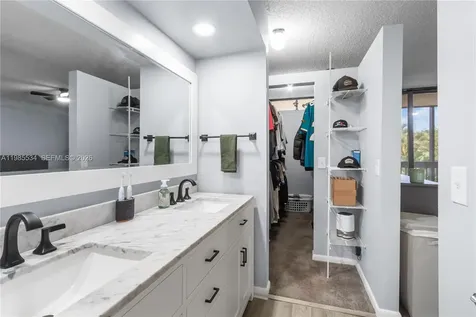 2810 SW 87th Avenue Davie FL 33328