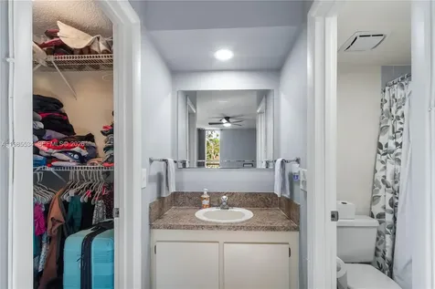 2810 SW 87th Avenue Davie FL 33328