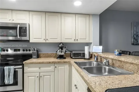 2810 SW 87th Avenue Davie FL 33328