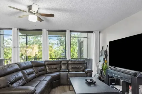 2810 SW 87th Avenue Davie FL 33328