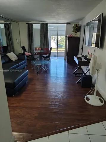 3051 E Sunrise Lakes Drive Sunrise FL 33322
