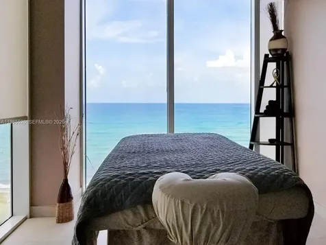 1800 S Ocean Drive Hallandale Beach FL 33009