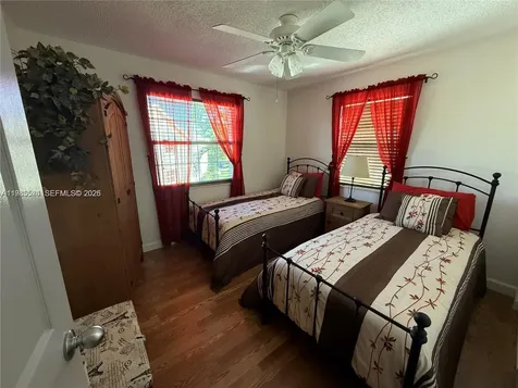 609 Waterside Drive Hypoluxo FL 33462