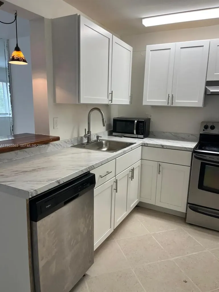 4354 NW 9th Avenue Deerfield Beach FL 33064