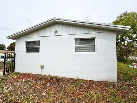 2251 NW 180th Terrace Miami Gardens FL 33056