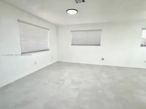 2251 NW 180th Terrace Miami Gardens FL 33056