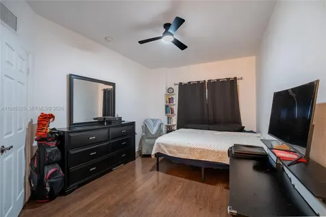 3624 NW 29th Place Lauderdale Lakes FL 33311