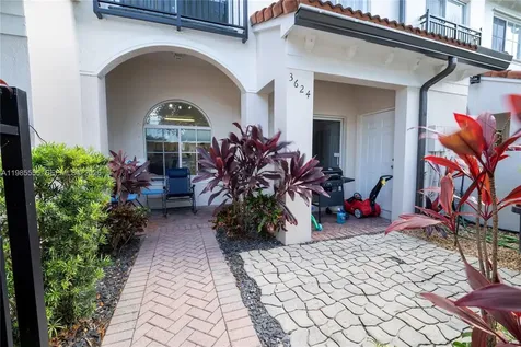 3624 NW 29th Place Lauderdale Lakes FL 33311