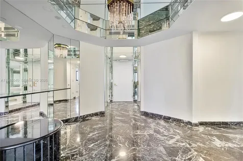 19500 Turnberry Way Aventura FL 33180