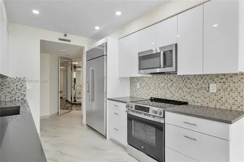 19500 Turnberry Way Aventura FL 33180
